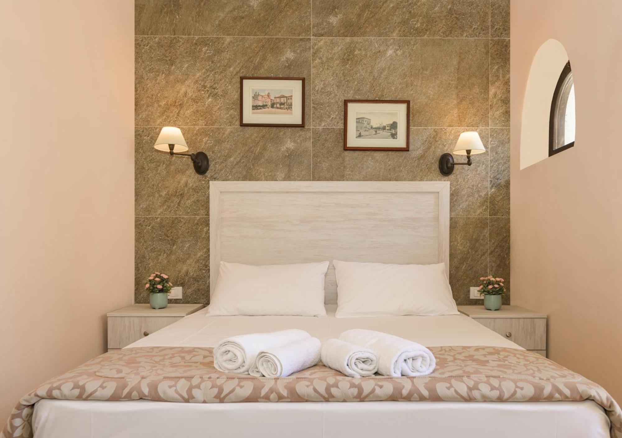 Harmony Hotel Keri ภายนอก รูปภาพ